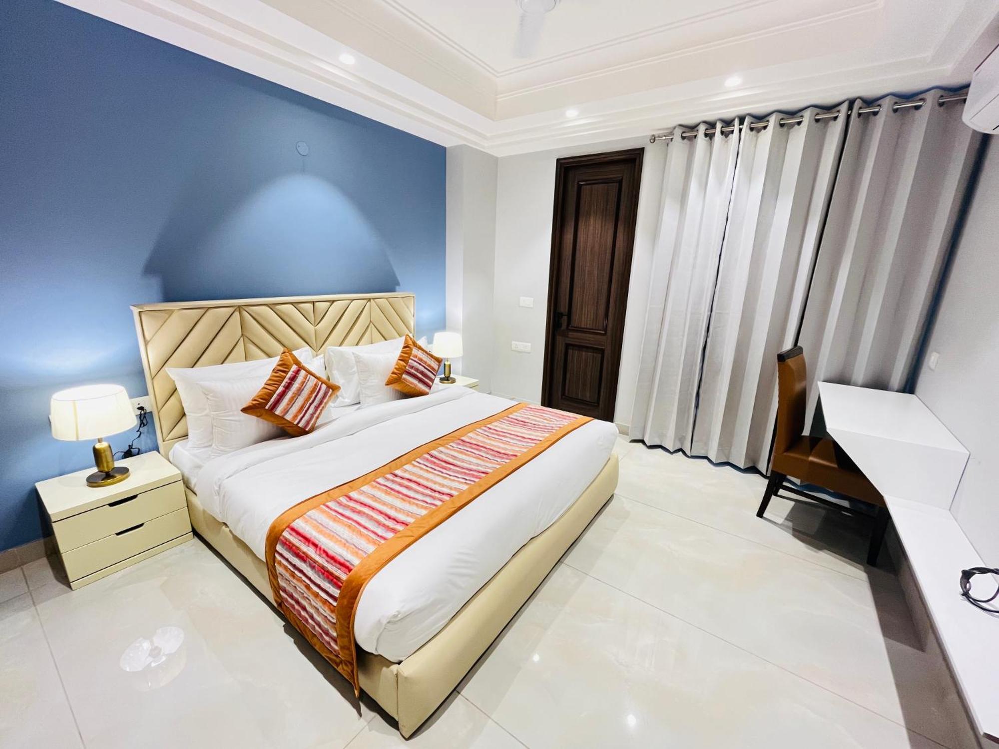 Hotel Gianmala Residency South Extension Near Aiims Delhi Nueva Delhi Exterior foto